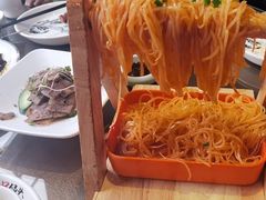 -东口码头·烧鸽子·鱼头泡饼·地方菜(金鹰悦城店)
