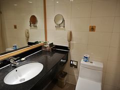 -北京新世纪饭店(动物园地铁站店)