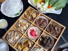 -野菌皇海景野生菌火锅(滨海大道店)
