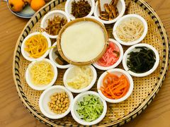 -包整·丝娃娃(一览甲秀楼风景店)