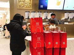 -奈雪的茶(市百一店)