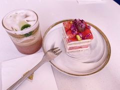 黄瓜梅梅子-EVERNAKED裸蛋糕(SOHO天山店)