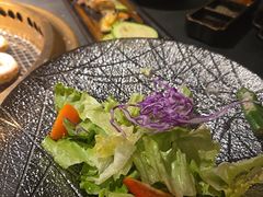 -铭牛烧肉·和牛海鲜自助(高新月牙湖店)