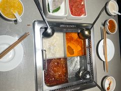 -海底捞火锅(高新万达店)