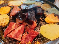 -草家酱蟹炭火烤肉店(珲春南路一店)