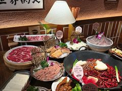 -巴卤社老火锅(财富店)