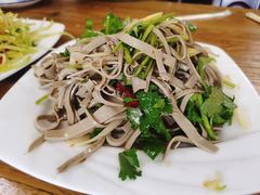 -溢心园香河肉饼总店
