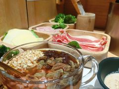 -独食火锅·半米屋台(直营总店)