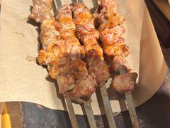 现烤羊肉串-耶里夏丽·丝路新疆菜·清真食品(徐家汇臻选店)
