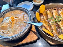 -五谷丰登农家院·地道胶东菜·海鲜烧烤(威海店)