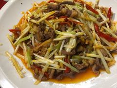-李双猪·小龙虾·烧烤·羊肉煲(乐山店)