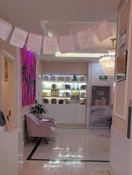 -Bollins波林丝•专研护发中心