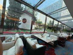 -亮马河饭店翠雅咖啡厅