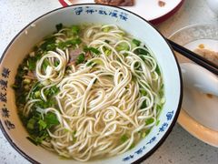 牛肉拉面加牛肉-伊祥·敦煌楼