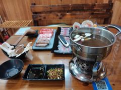 -丽江庭院·云南野生菌·海鲜火锅(鼓楼四合院店)