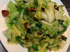 爆炒卷心菜-宗泉烤全羊·烤羊腿·家常菜(解放东路店)