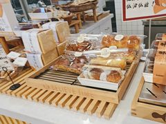 -焙丽拾光(麦凯乐直营店)
