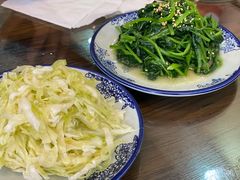 -壹阁胡羊焖饼(特色小吃街店)