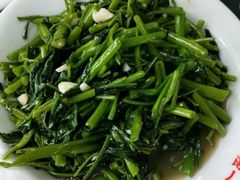 -独一佳老胡湘菜馆(矿山路店)