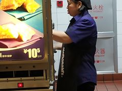 -麦当劳(新华路步步高店)
