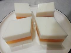 芒果椰汁糕-潮发海鲜大排档·招牌烤生蚝·9年(横琴长隆店)