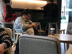-瑞幸咖啡(怡富广场店)