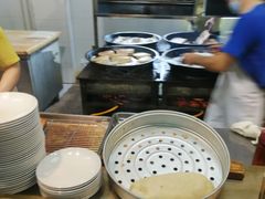 自助取餐区-王三姑牛肉饼