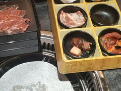 -匠牛亭·锅物烧肉放题自助(昆百大·泰业城店)