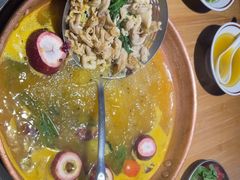 -洱火云南酸菜牛肉火锅(石景山当代商城店)