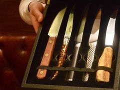 -恰餐厅及酒吧 CHAR Bar & Grill (北京丽都皇冠假日店)
