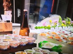 -雍容荟帝王蟹活龙虾展台自助(IFS黑金店)