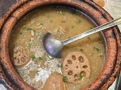 -霄汉牛三鲜湖北砂锅菜(万松园2店)