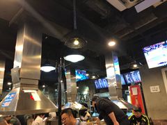-马路牙子烧烤音乐酒馆(望京店)