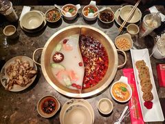 -小龙坎火锅(湖滨银泰in77店)