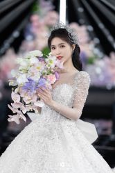 点击看大图 -三色锦婚礼定制