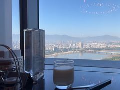 -三迪希尔顿酒店欢厨自助餐厅·高空闽江全景