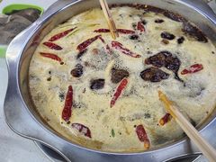 -李记串串香(李子坝店)