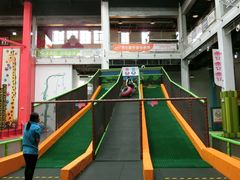 -蒙特利亲子乐园