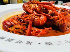-叶派龙虾•招牌香辣蟹·海鲜(中海国际店)