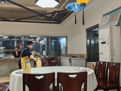 -品香菜馆(旗峰路中侨大厦店)