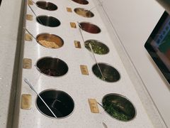 自助调料区-浪里寻·臻牛养生牛肉火锅(方圆荟店)