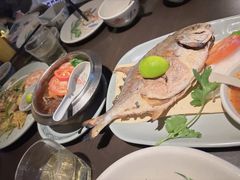 -大头虾越式风味餐厅(光明广场店)