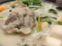 -肥汁米蘭香港米线(长宁来福士店)