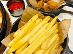 -必胜客(WOW中心城店)