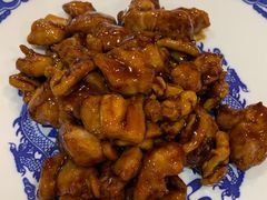 酱爆鸡丁-东兴楼饭庄(六里桥店)