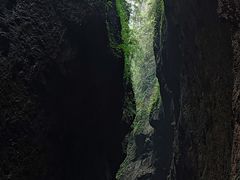 -龙水峡地缝景区