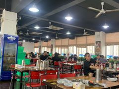 大堂-皖北巫氏三胖地锅鸡(长淮总店)