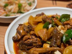 新疆大盘鸡-谷丽麦馕新疆菜·清真(步步高梅溪新天地店)