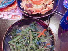 -钳真多钓虾馆·小龙虾海鲜烧烤(九六广场店)