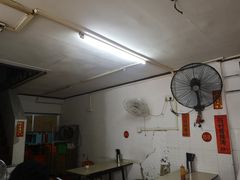 -河记肠粉店